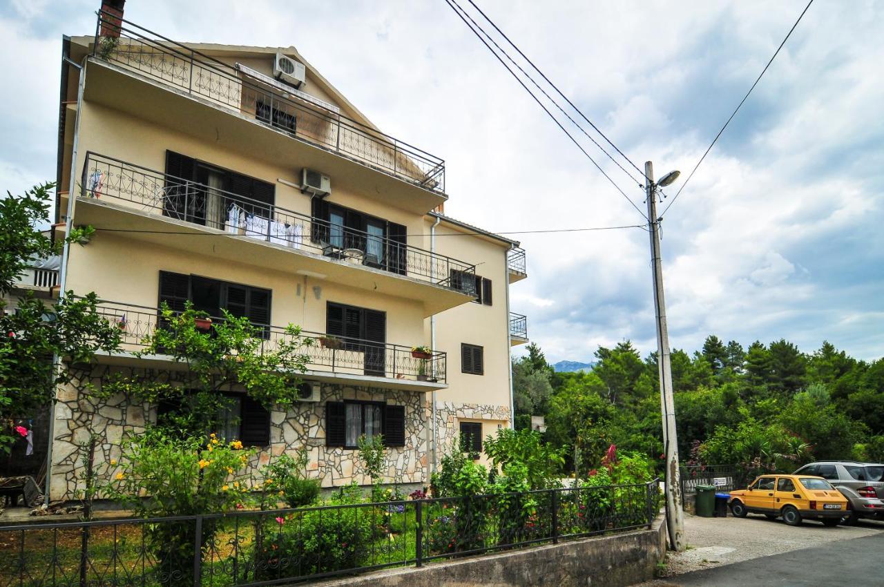 Milosavljevic Apartments ティヴァト エクステリア 写真