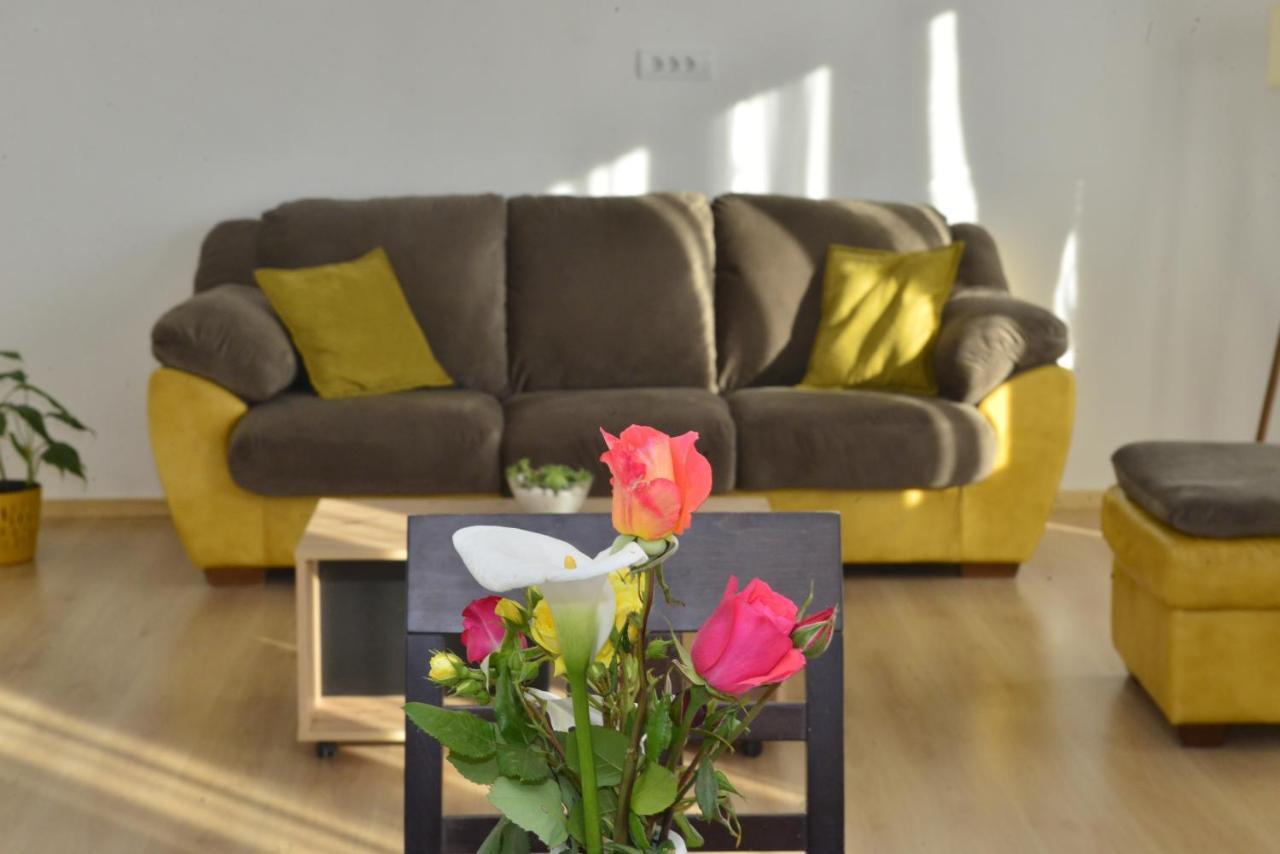Milosavljevic Apartments ティヴァト エクステリア 写真