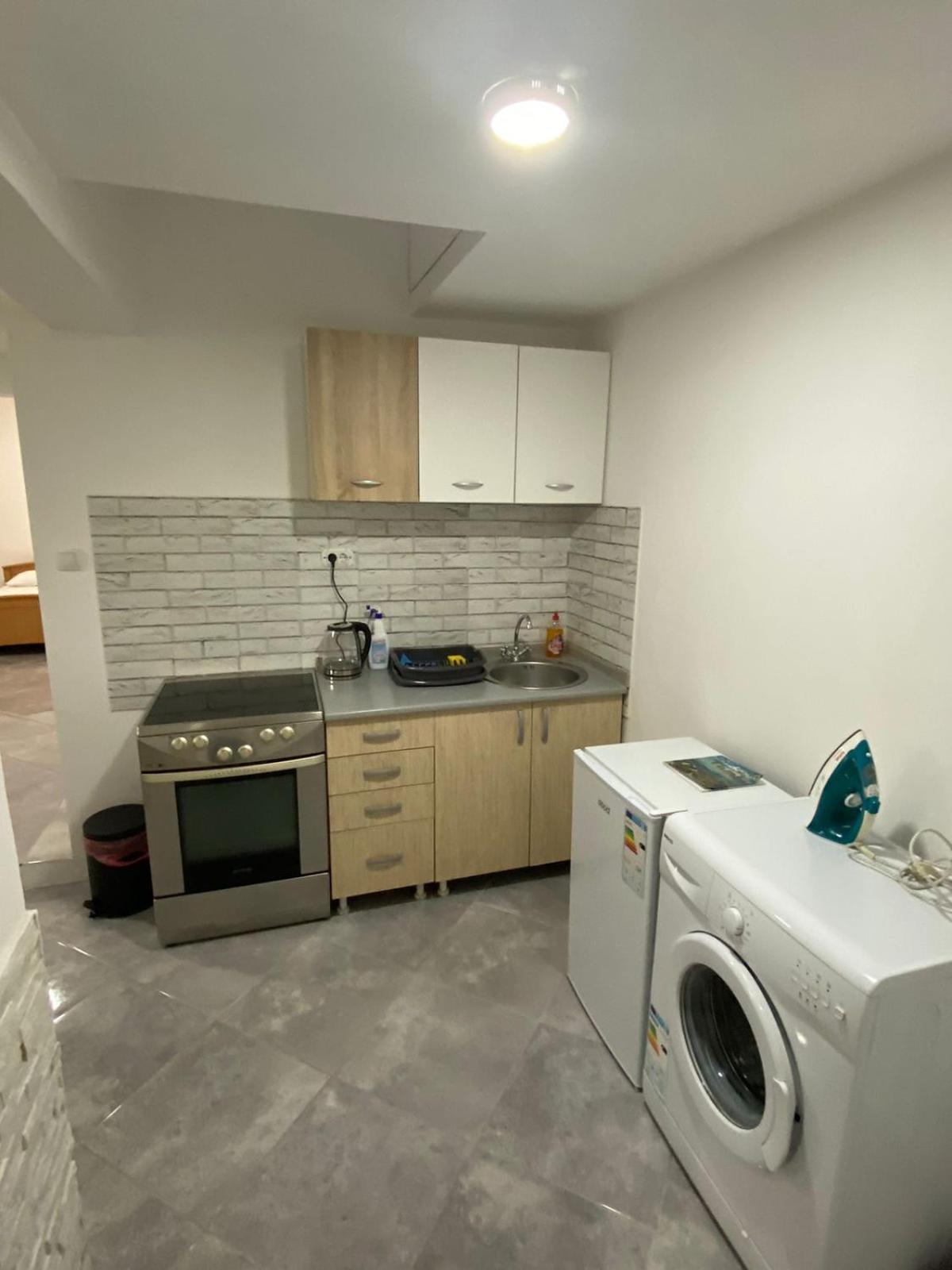 Milosavljevic Apartments ティヴァト エクステリア 写真