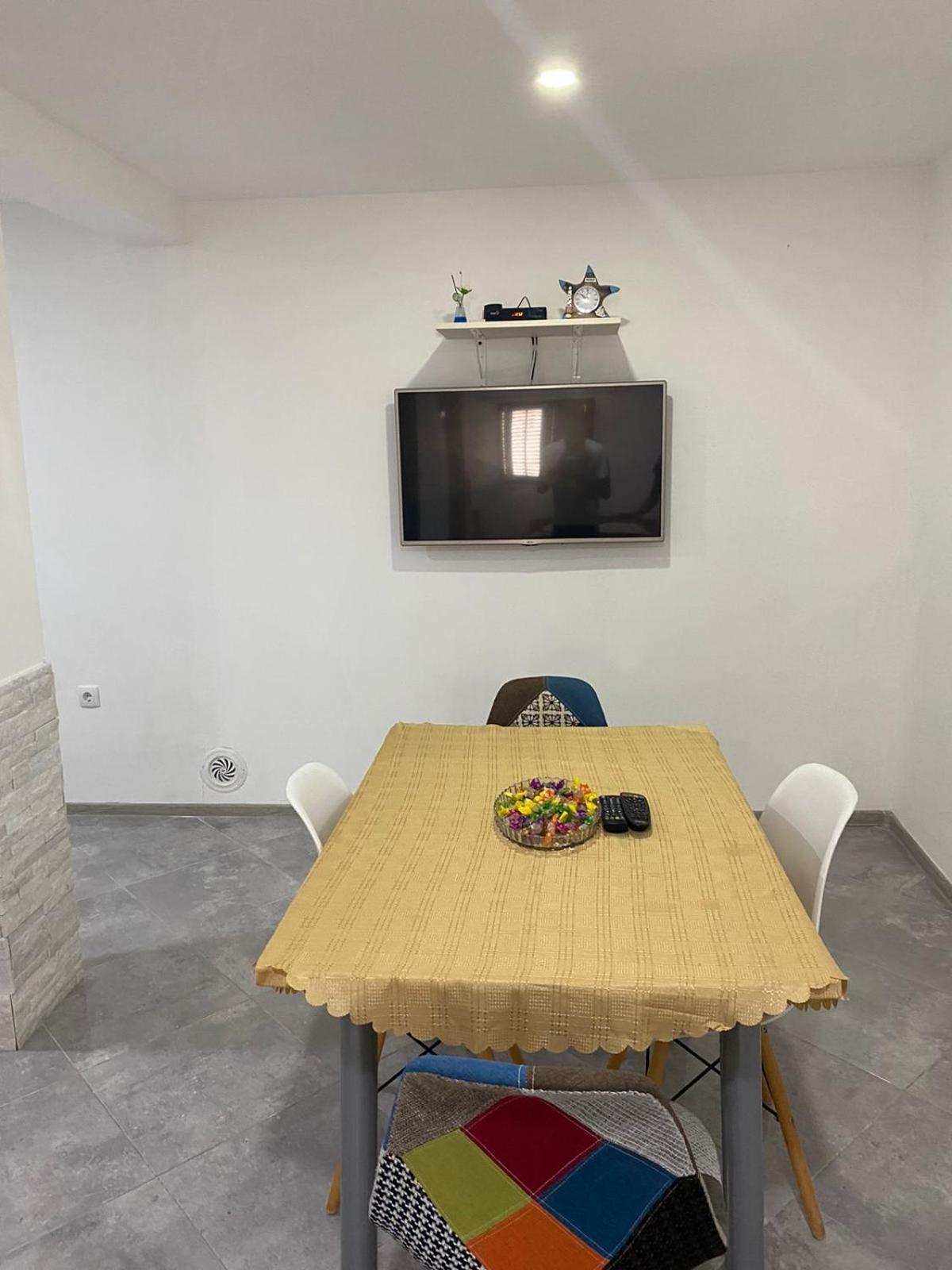 Milosavljevic Apartments ティヴァト エクステリア 写真