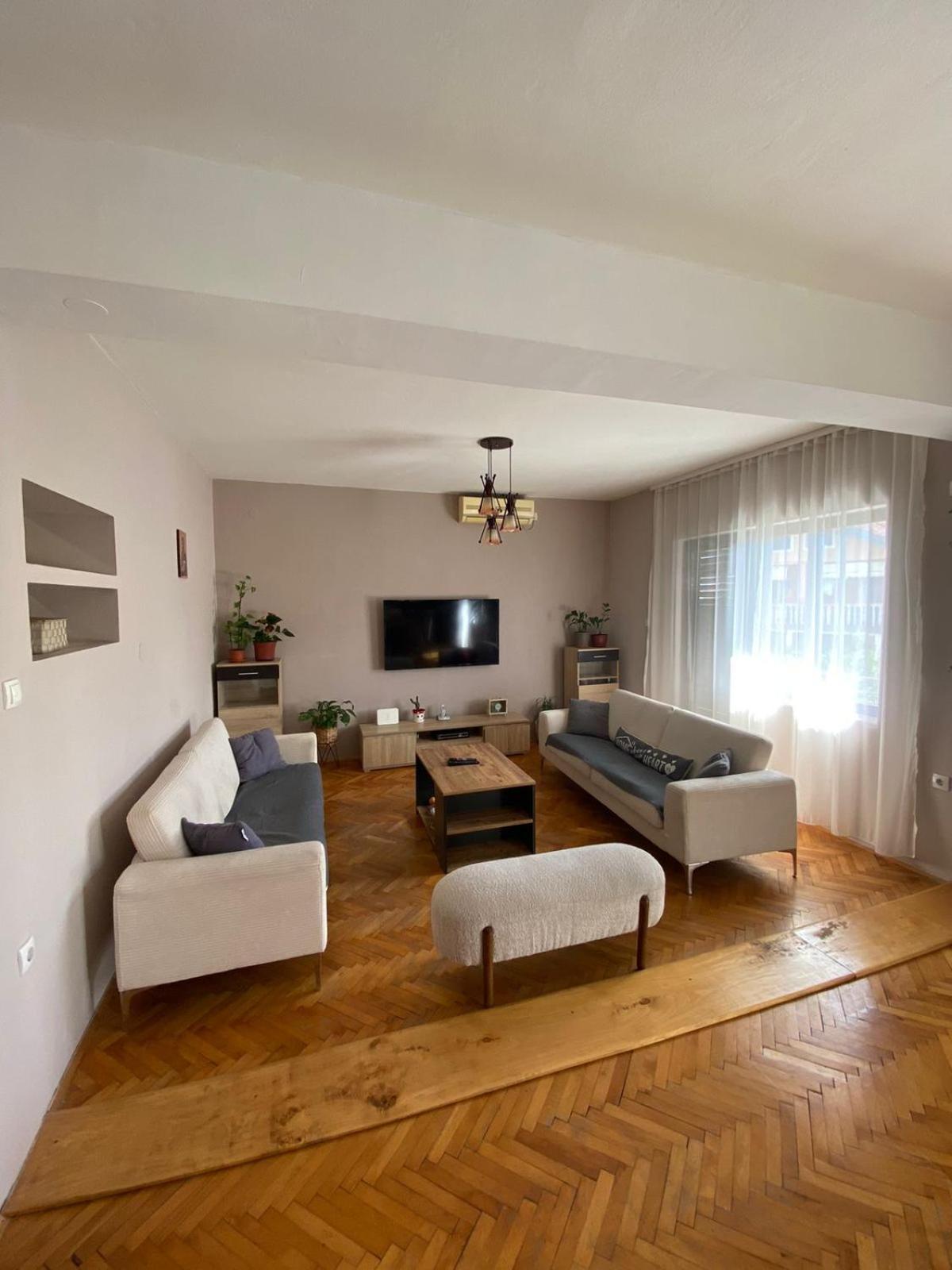 Milosavljevic Apartments ティヴァト エクステリア 写真